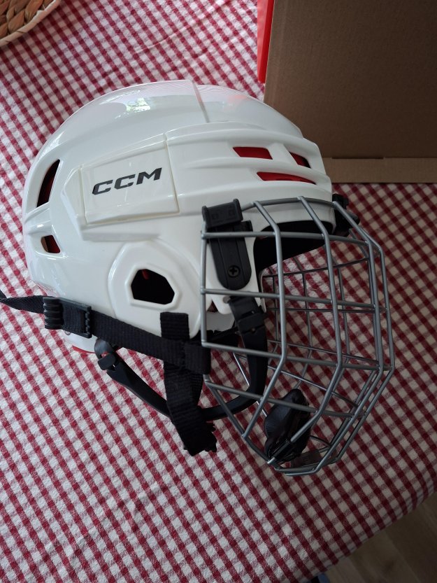 Vend - Casque - CCM - TACKS 70 - JR - Neuf