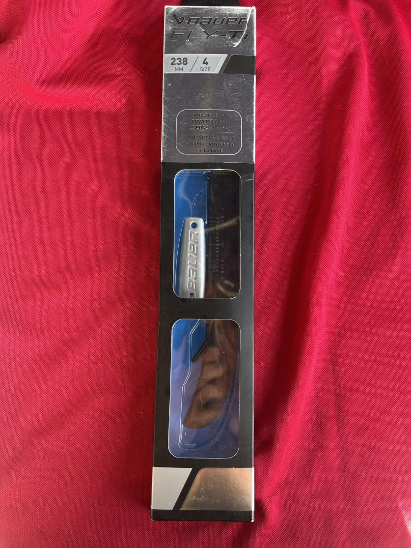 Lames neuves et affûtées BAUER FLY-Ti T4 238mm